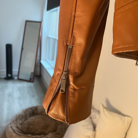 Sam Edelman new leather jacket. No tags, has never been worn-Perfect condition - Picture 4 of 4